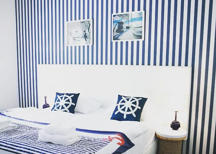 Marina Guest house 3*